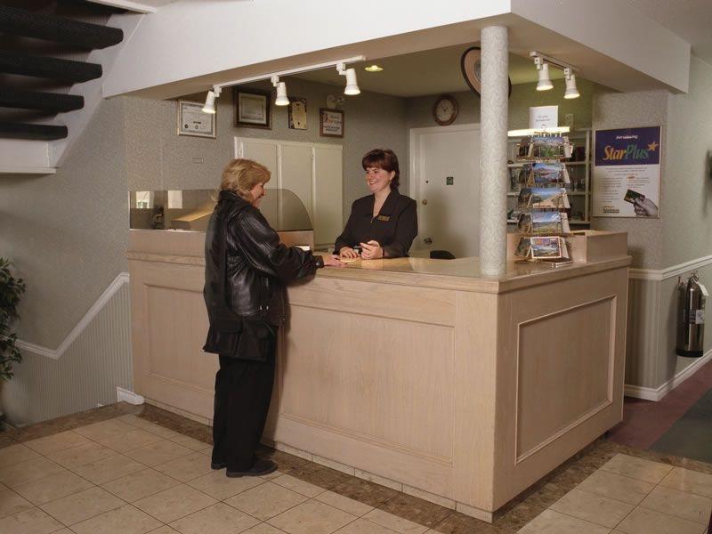 Sandman Inn Kamloops Interior photo